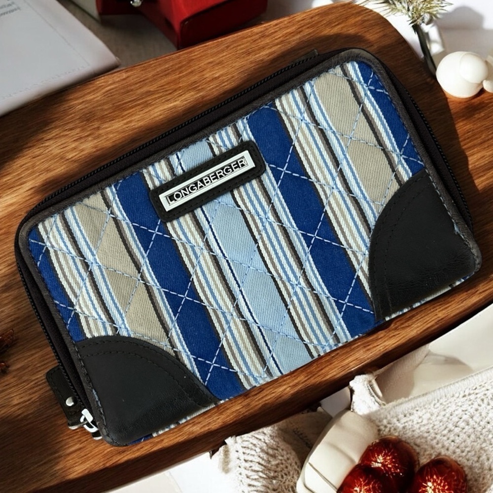 Longaberger Quilted Fabric Multi compartment Blue Beige Striped Wallet Zip